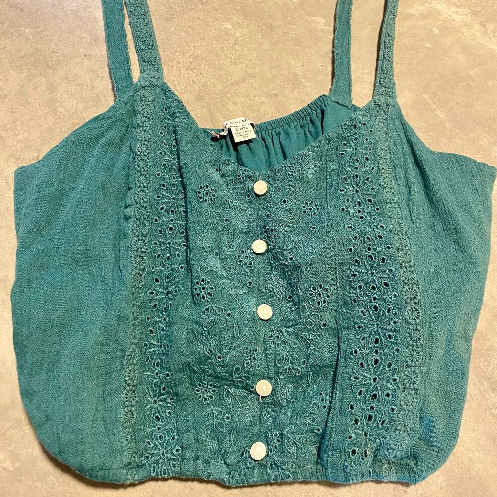 Adorable summer crop top from American Eagle!